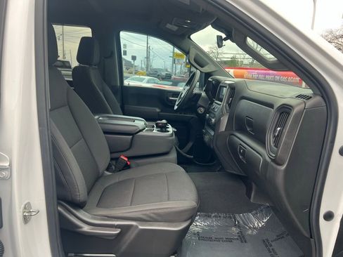 Used 2022 Chevrolet Silverado 2500 Custom w/ Custom Convenience Package image 24