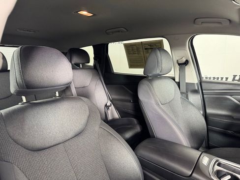 Used 2023 Hyundai Santa Fe SEL AWD/4WD image 33