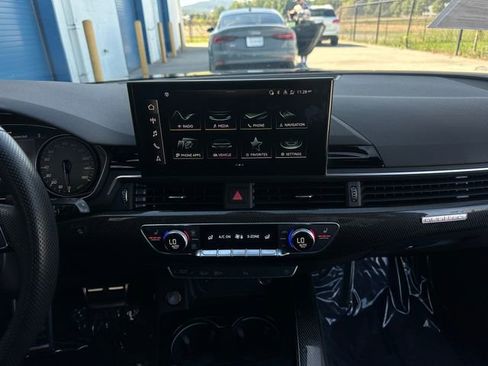 Used 2022 Audi S5 Premium w/ Convenience Package image 18