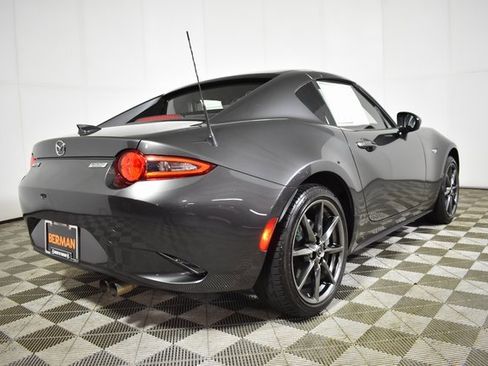 Used 2019 MAZDA MX-5 Miata RF Grand Touring image 4