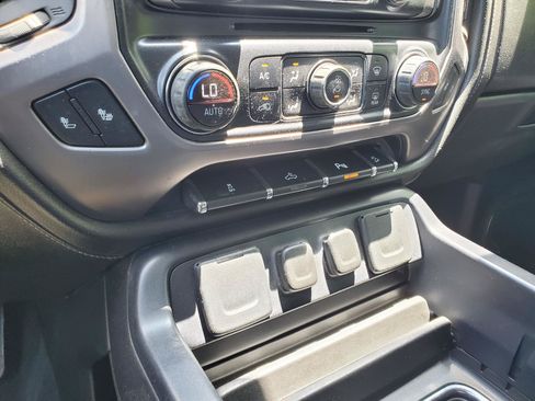 Used 2014 GMC Sierra 1500 SLE w/ All-Terrain Package AWD/4WD image 25