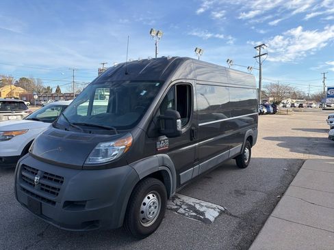 Used 2018 RAM ProMaster 2500 w/ Interior Convenience Group image 6