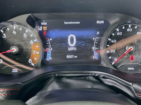 Used 2022 Jeep Compass Trailhawk w/ Sun and Sound Group AWD/4WD image 11