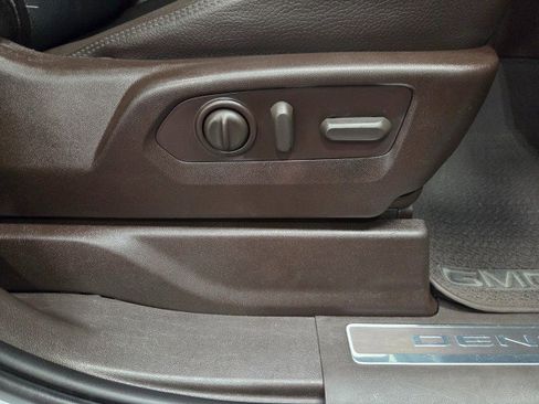 Used 2023 GMC Sierra 2500 Denali image 74