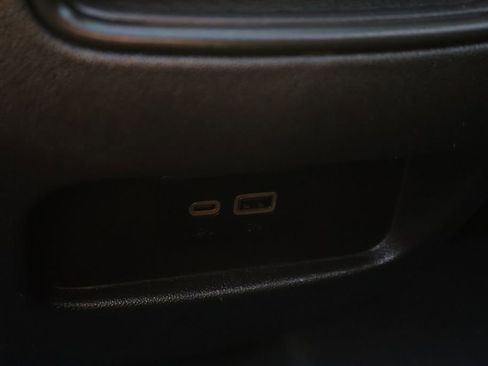 Used 2025 Cadillac XT5 Premium Luxury image 50