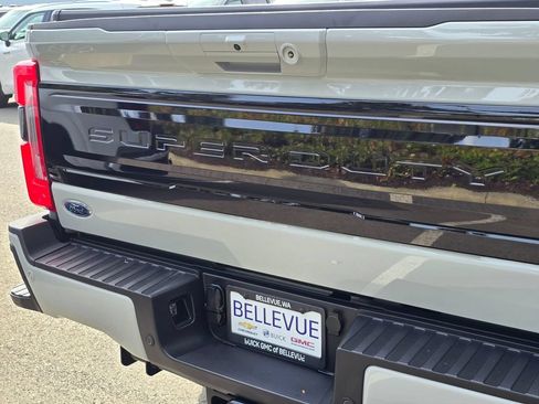 Used 2025 Ford F350 Platinum AWD/4WD image 15