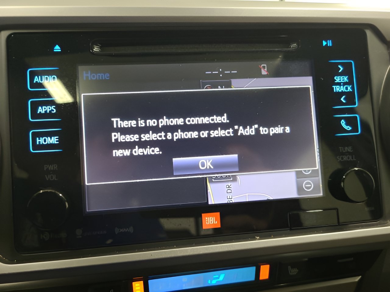 Used 2016 Toyota Tacoma Limited w/ Towing Package AWD/4WD image 34