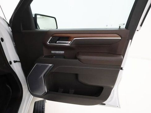 Used 2023 GMC Sierra 1500 Denali w/ Denali Reserve Package image 22