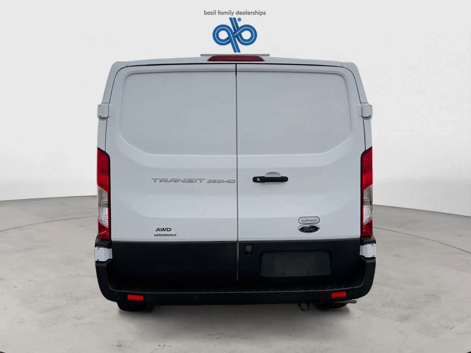 Used 2025 Ford Transit 350 148 Low Roof AWD w/ Load Area Protection Package image 5