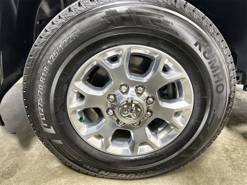 Used 2024 RAM 2500 Laramie image 18