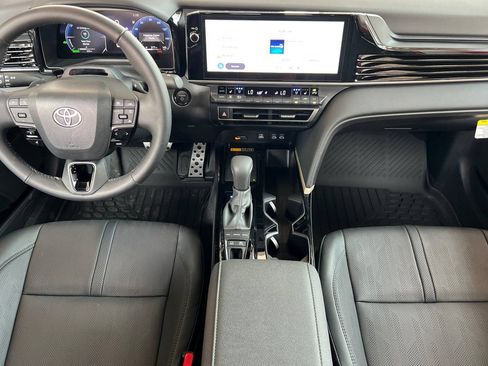 Used 2026 Toyota Camry XSE w/ Premium Plus Package AWD/4WD image 10