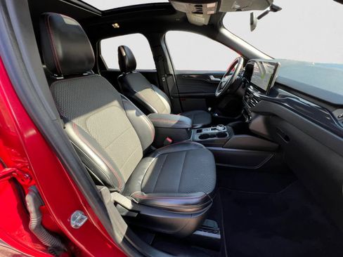 Used 2023 Ford Escape ST-Line w/ Tech Pack #1 image 15