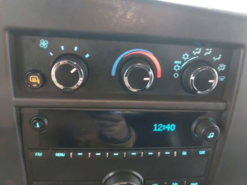 Used 2024 GMC Savana 2500 w/ Driver Convenience Package image 19