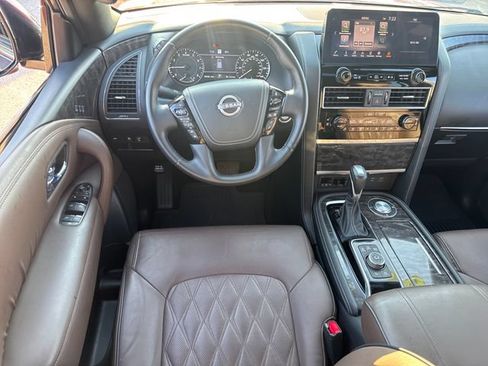 Used 2022 Nissan Armada Platinum w/ Captain's Chairs Package RWD image 16