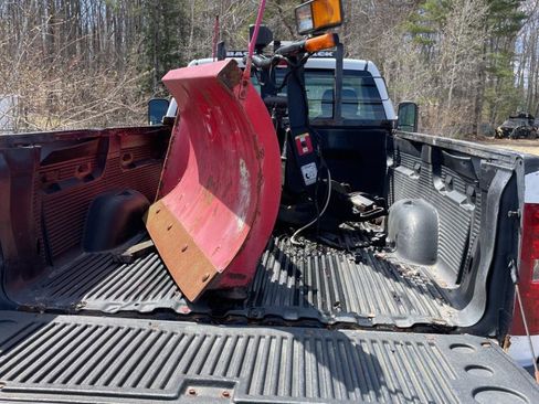 Used 2013 Chevrolet Silverado 2500 W/T w/ Snow Plow Prep Package image 15
