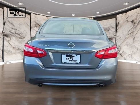 Used 2017 Nissan Altima 2.5 S w/ Power Driver Seat Package FWD image 6