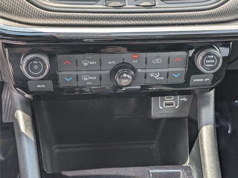 Used 2023 Jeep Compass Trailhawk AWD/4WD image 27
