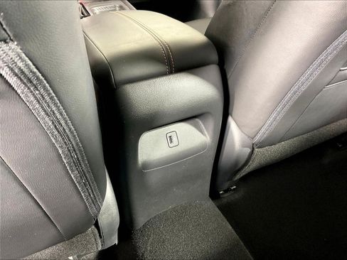 Used 2023 Nissan Sentra SR w/ SR Premium Package FWD image 10