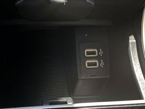 Used 2019 Ford Edge SEL w/ Equipment Group 201A FWD image 31