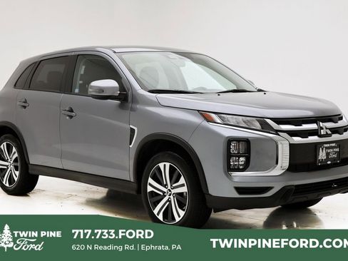 Used 2025 Mitsubishi Outlander Sport AWD image 1