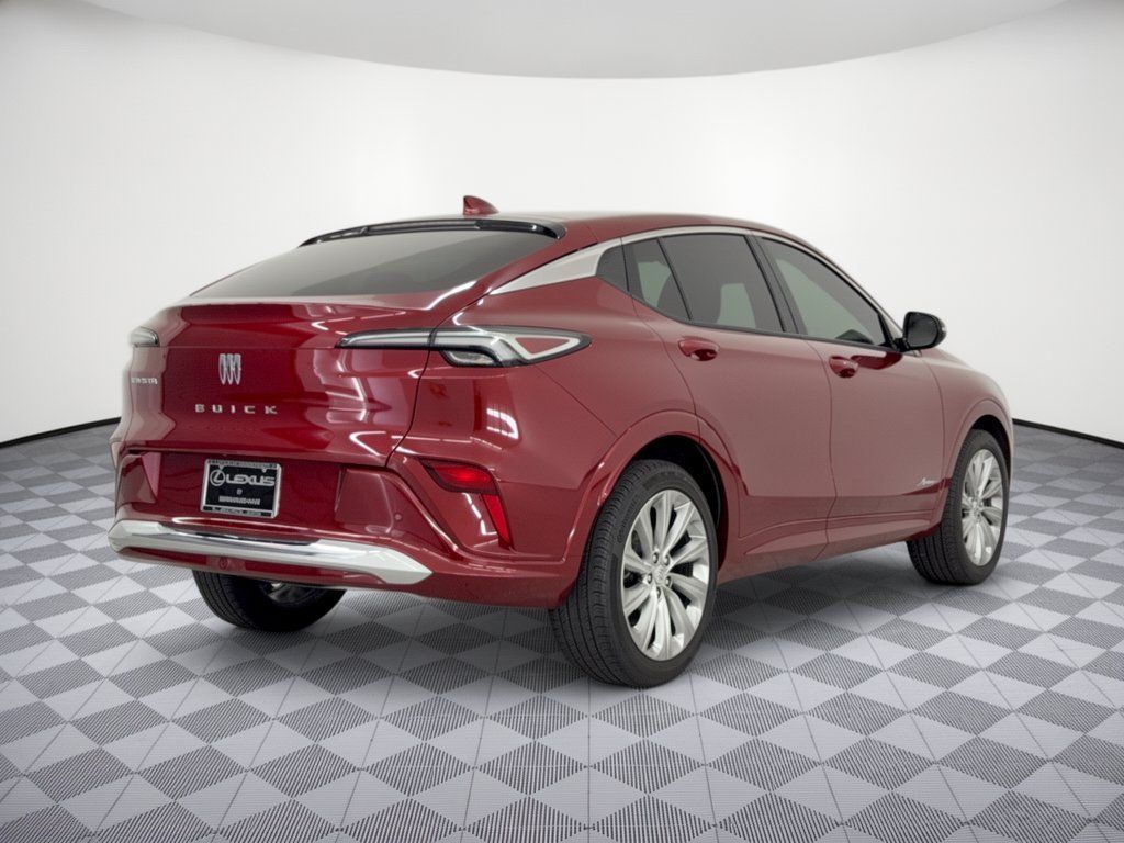 Used 2025 Buick Envista Avenir FWD image 9