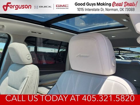 New 2026 Buick Enclave Avenir w/ Super Cruise Package AWD/4WD image 17