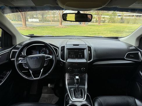 Used 2015 Ford Edge SEL w/ Equipment Group 201A AWD/4WD image 21