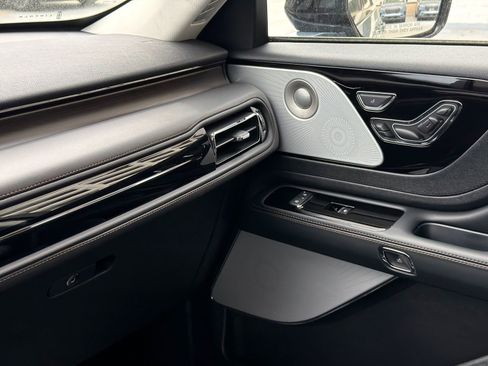 New 2026 Lincoln Aviator Reserve image 34