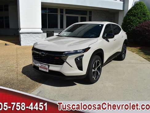 New 2026 Chevrolet Trax RS FWD image 5