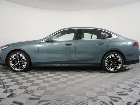 Certified 2025 BMW 540i xDrive image 6