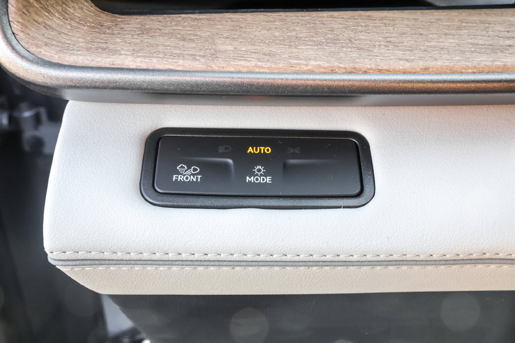New 2027 Volkswagen Atlas SEL R-Line AWD/4WD image 26