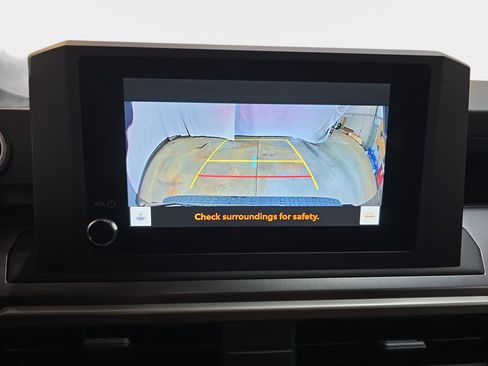 Used 2025 Toyota 4Runner SR5 AWD/4WD image 20