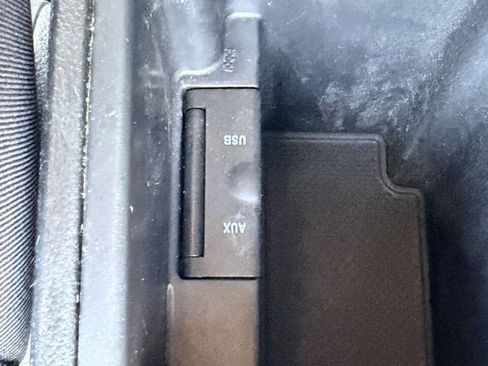 Used 2014 Chevrolet Cruze LS image 18