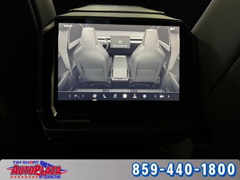Used 2024 Tesla Cybertruck AWD Crew Cab image 31