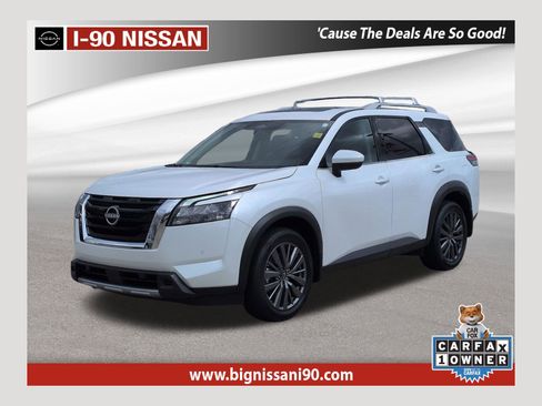 Certified 2025 Nissan Pathfinder SL w/ SL Premium Package AWD/4WD image 1