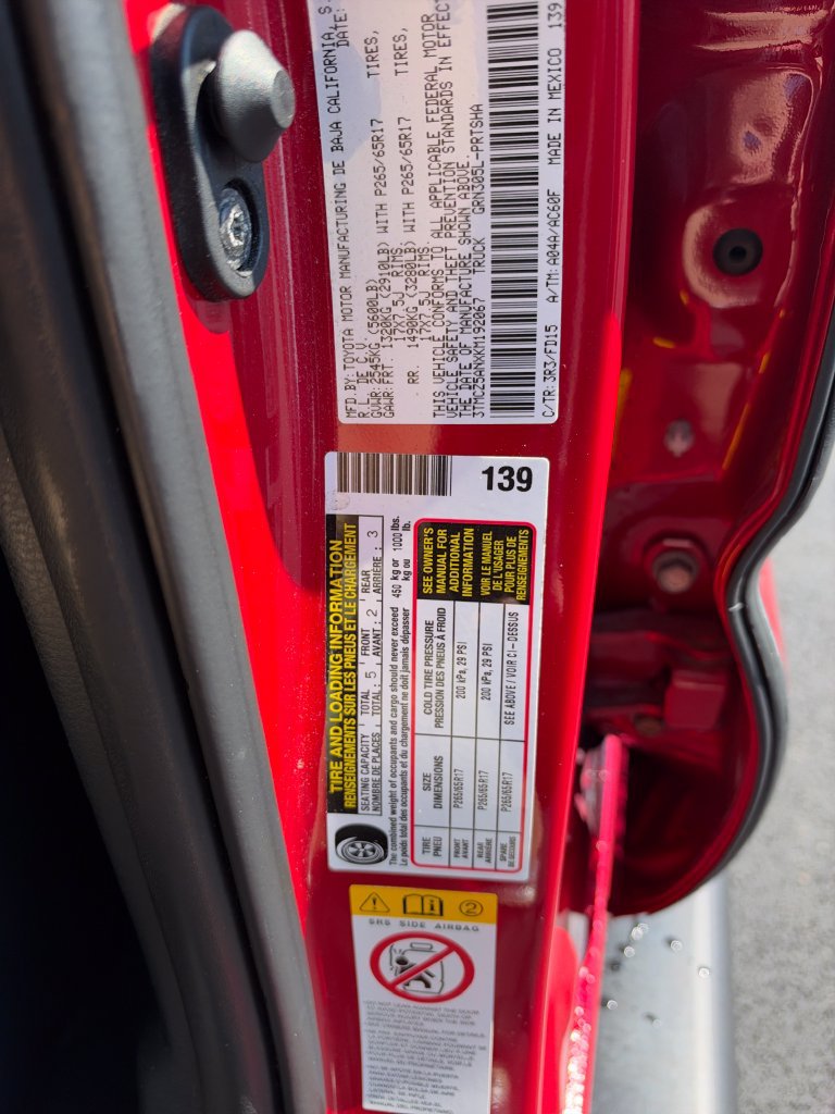 Used 2019 Toyota Tacoma TRD Sport AWD/4WD image 25