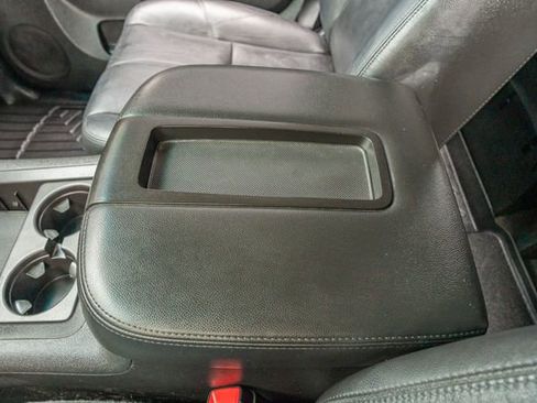 Used 2014 GMC Yukon SLT AWD/4WD image 29