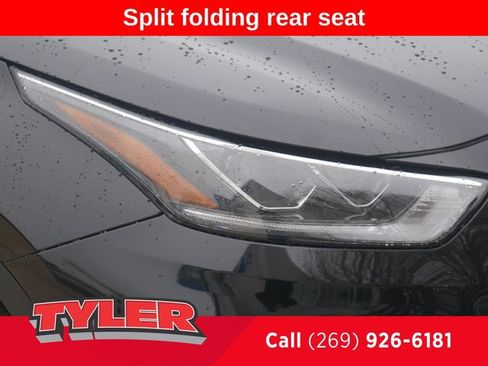 Used 2024 Toyota Highlander Limited AWD/4WD image 10