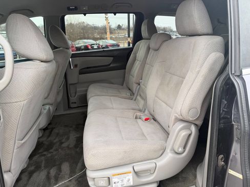 Used 2015 Honda Odyssey EX image 10