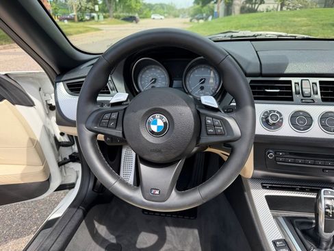 Used 2011 BMW Z4 sDrive35is RWD image 31