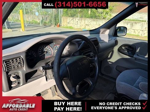 Used 2000 Pontiac Montana FWD image 9