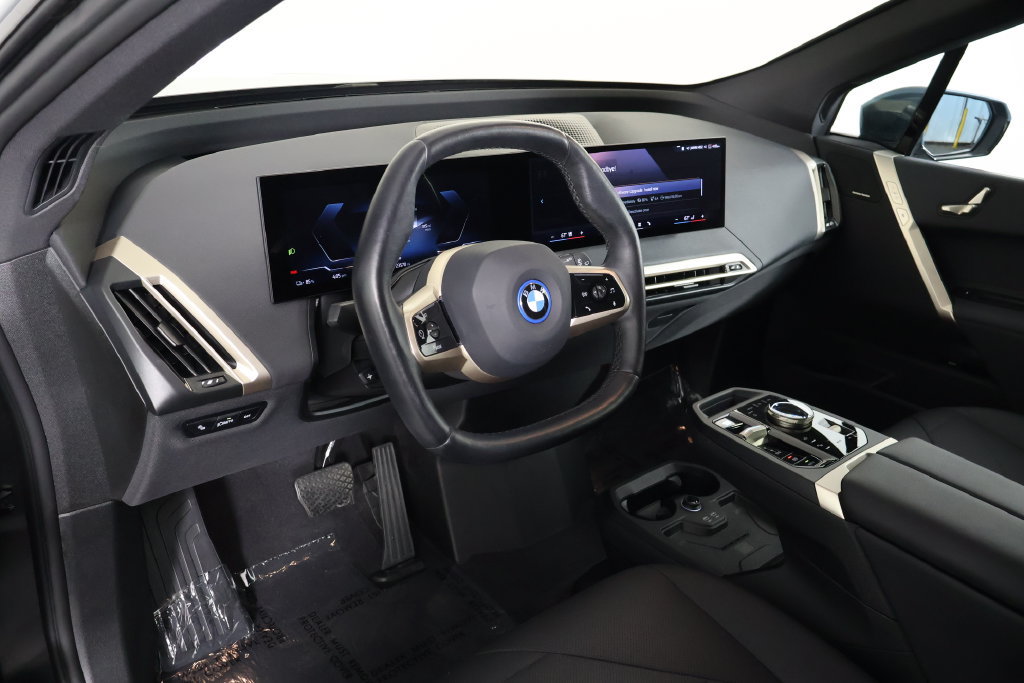 Certified 2024 BMW iX xDrive50 w/ Convenience Package AWD/4WD image 7