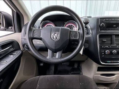 Used 2012 RAM C/V FWD image 5