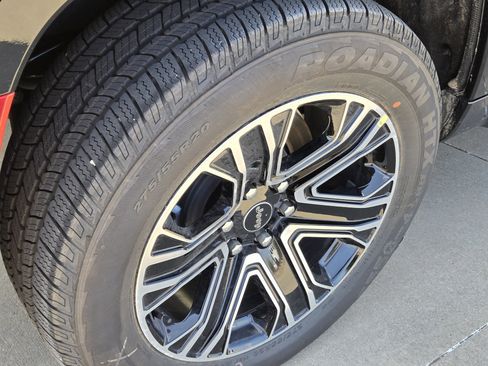 New 2026 Jeep Grand Wagoneer 4WD image 6