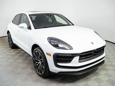 New 2026 Porsche Macan AWD/4WD image 27