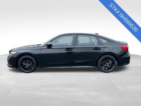 Used 2022 Honda Civic Sport image 4