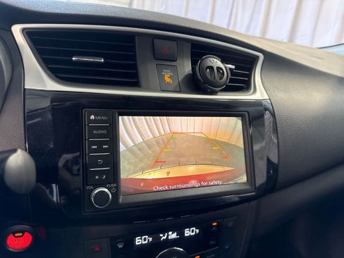 Used 2019 Nissan Sentra SV w/ Special Edition Package FWD image 31