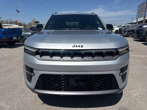 New 2026 Jeep Grand Wagoneer Limited image 2