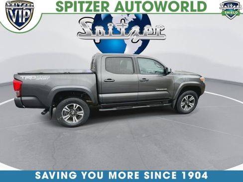 Used 2017 Toyota Tacoma TRD Sport w/ Premium & Technology Package image 11