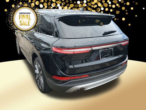 Used 2022 Lincoln Corsair Reserve w/ Equipment Group 201A image 8